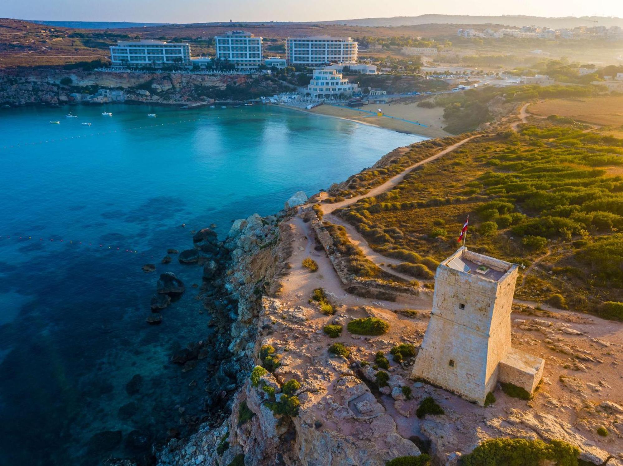 Radisson Blu Resort & Spa, Malta Golden Sands Mellieha Exterior photo